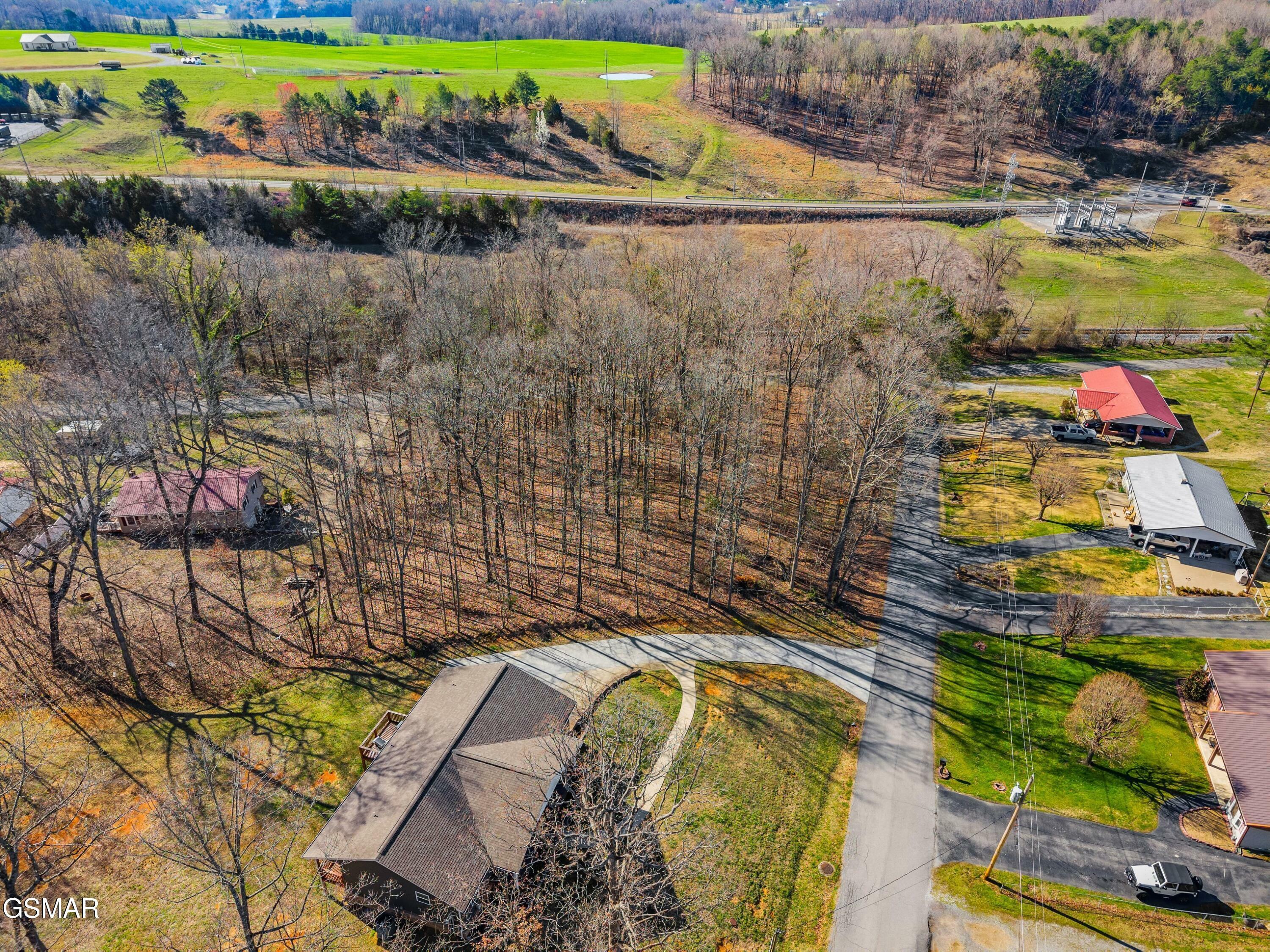 Property Photo: 0.95 Acre Beverly Hills Dr TN 37818