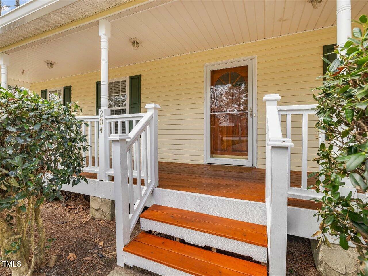 Property Photo:  204 Sugarland Drive  NC 27502 