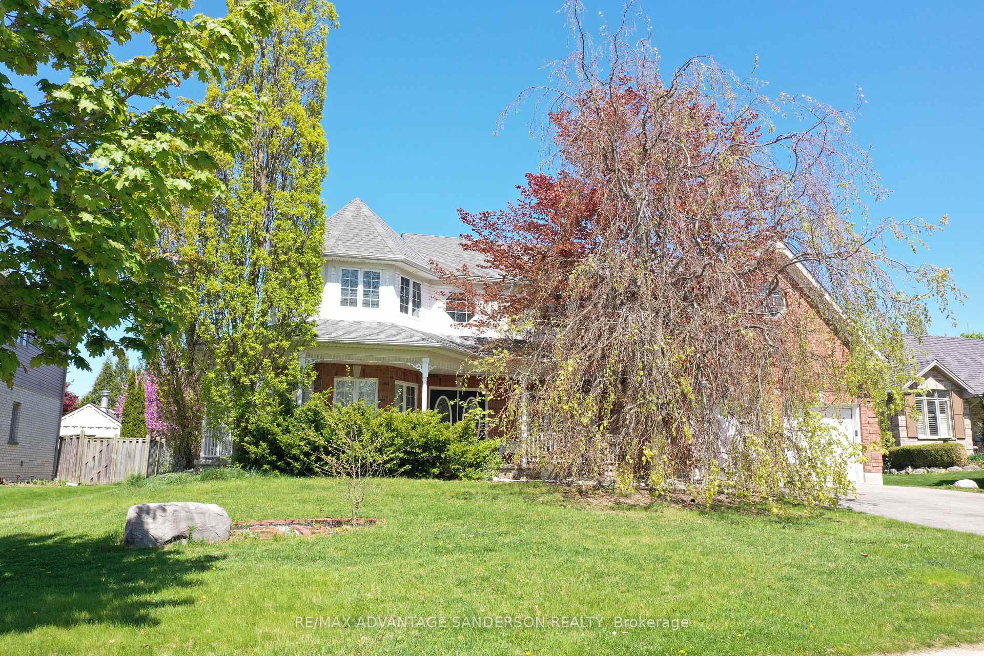 Property Photo: 30 Birchcrest Drive ON N0L 1R0