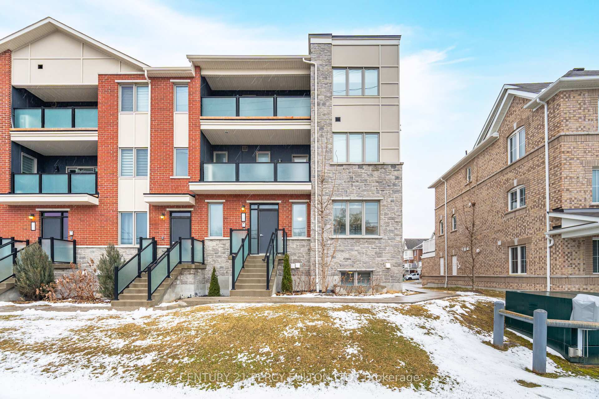 1148 Dragonfly Avenue 301  Pickering ON L1X 0H5 photo
