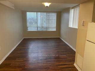 Photo de la propriété: 1056 Queens Avenue 504 ON L6H 6R3