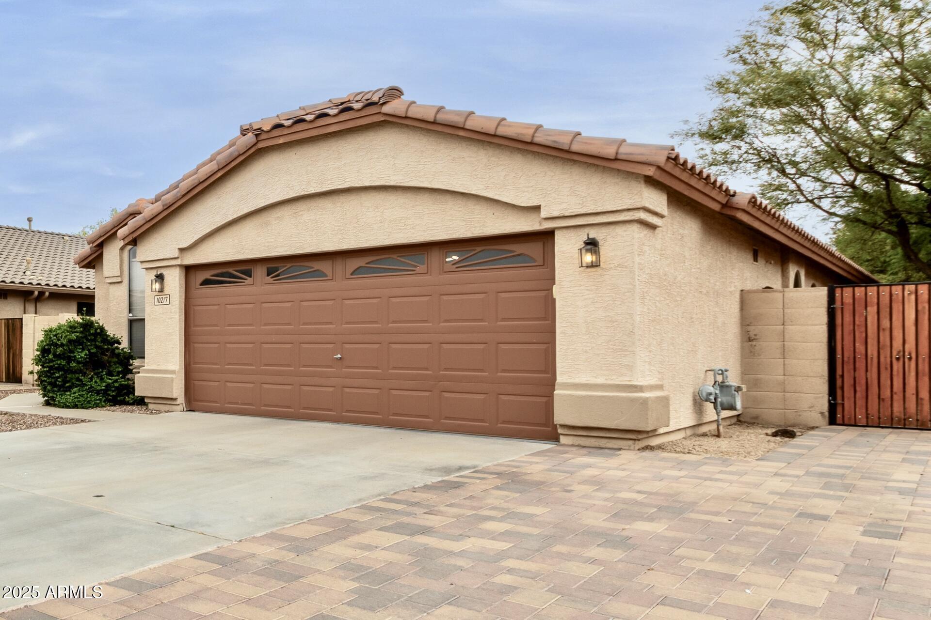 Property Photo: 10217 W Jessie Lane AZ 85383