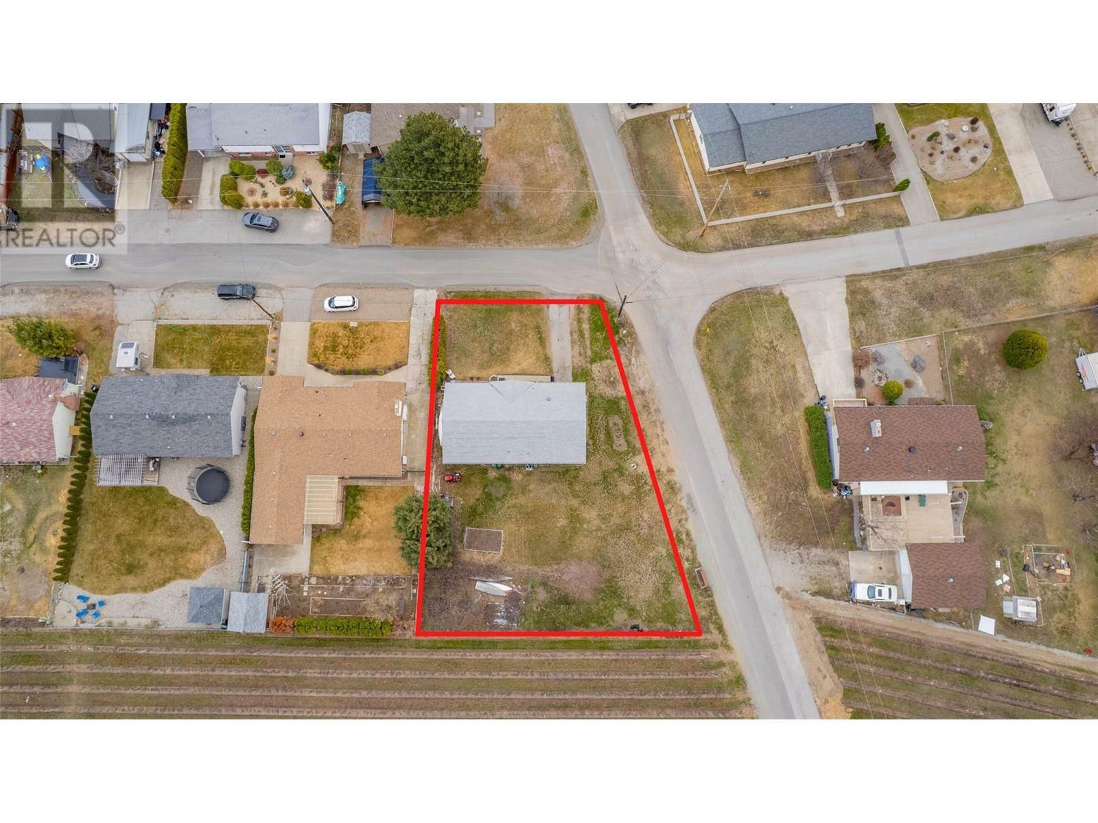 Property Photo: 1202 91st Street BC V0H 1V1
