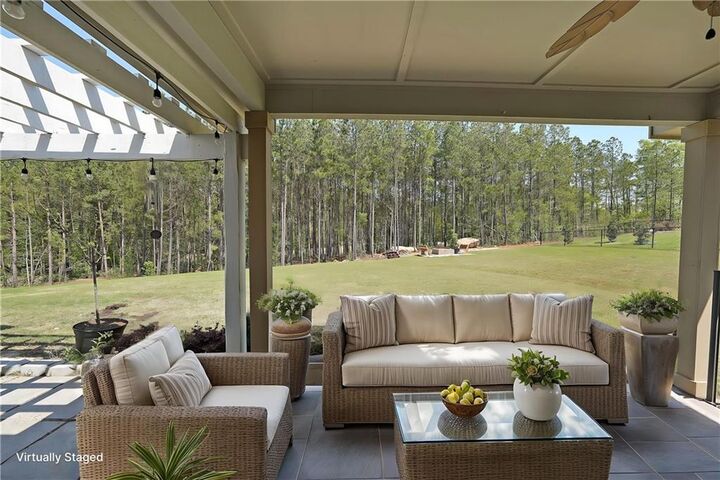Property Photo:  1838 Abbey Road  GA 30223 