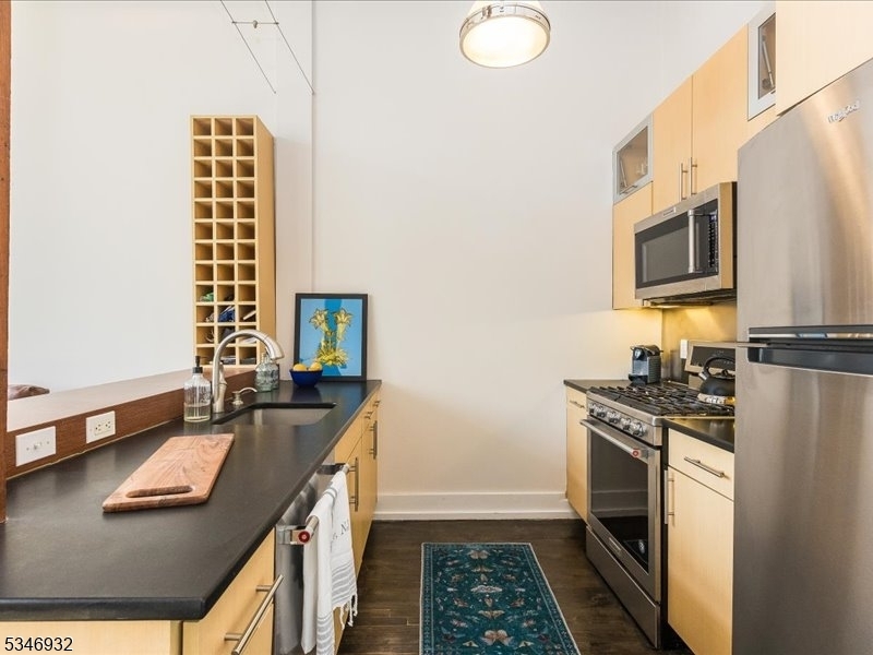 Property Photo: 25 Clark St, Unit 202 NJ 07028