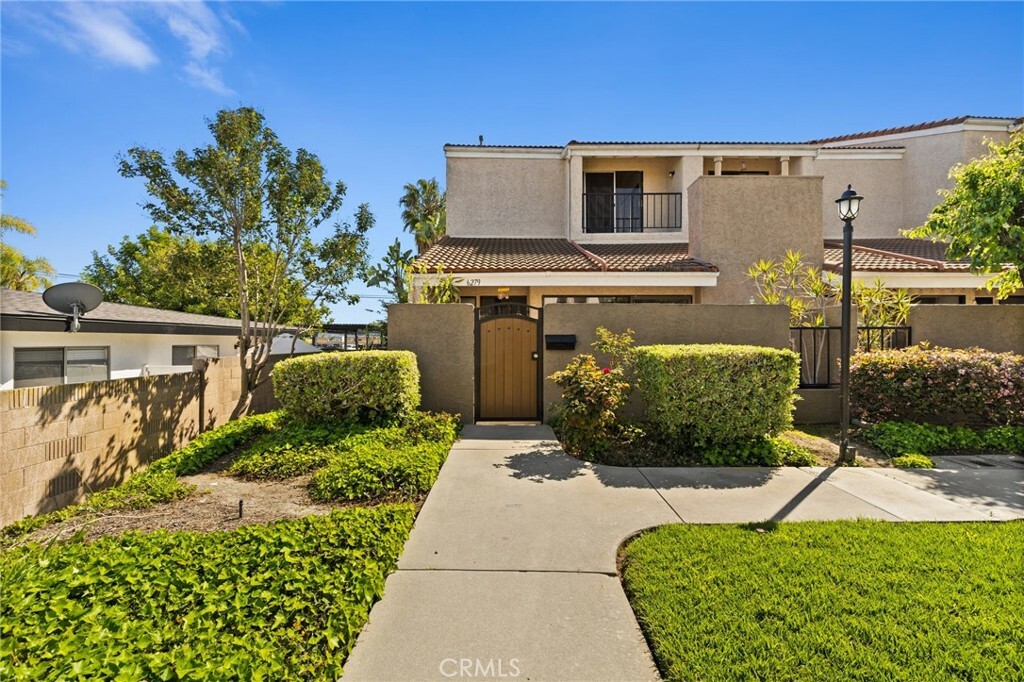 Property Photo: 6279 Lincoln Avenue CA 90620