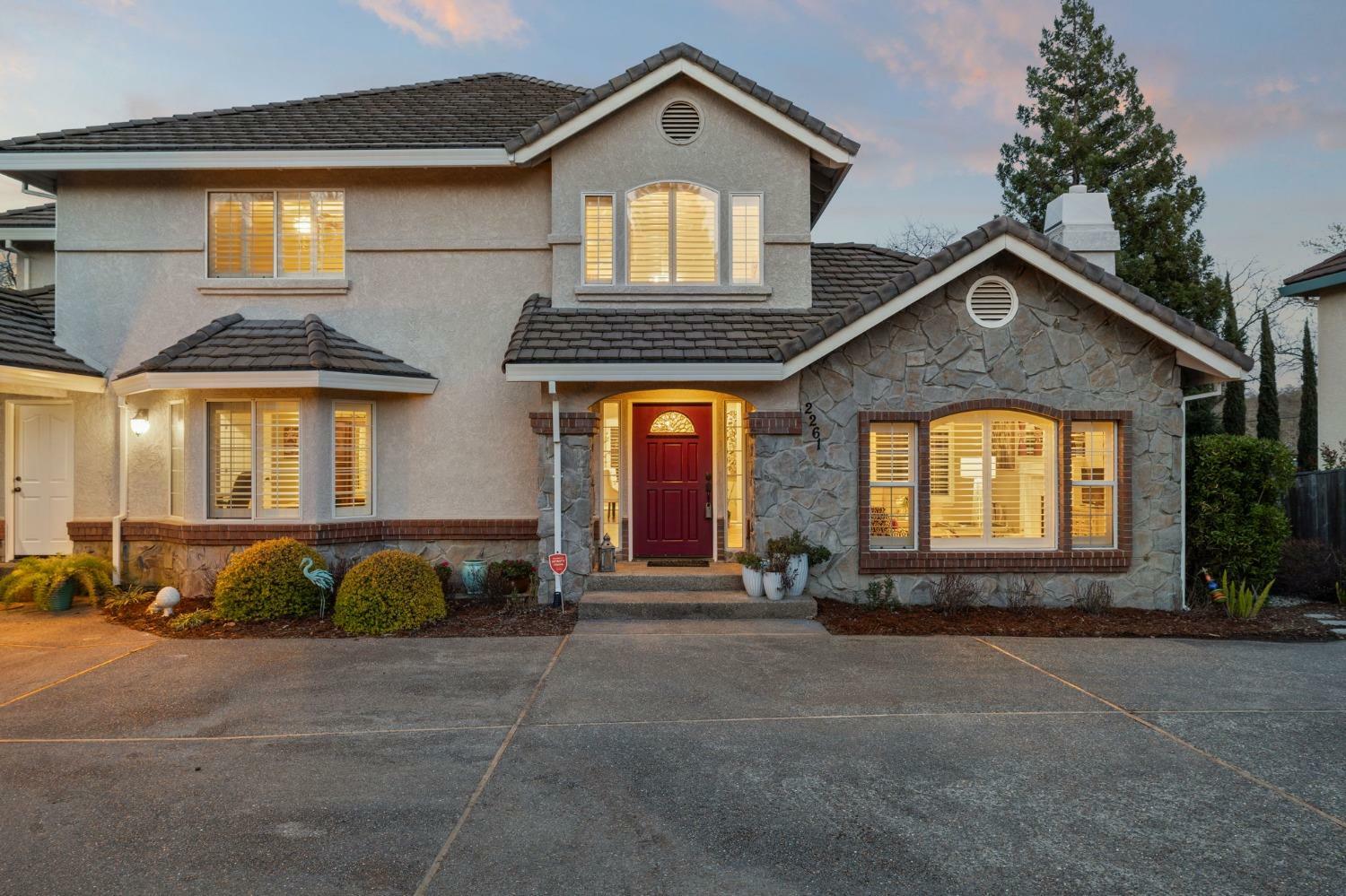 Property Photo: 2261 Cardiff Circle CA 95762