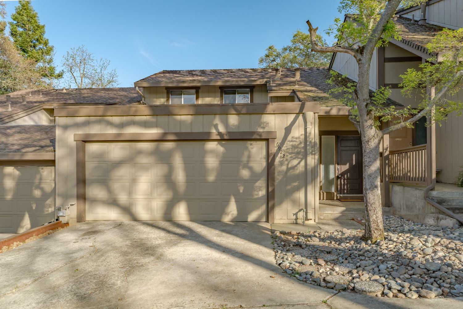 Property Photo: 6922 Monticello Court CA 95621