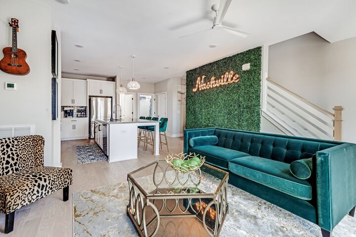 Property Photo:  1308 Montgomery Ave 6  TN 37207 