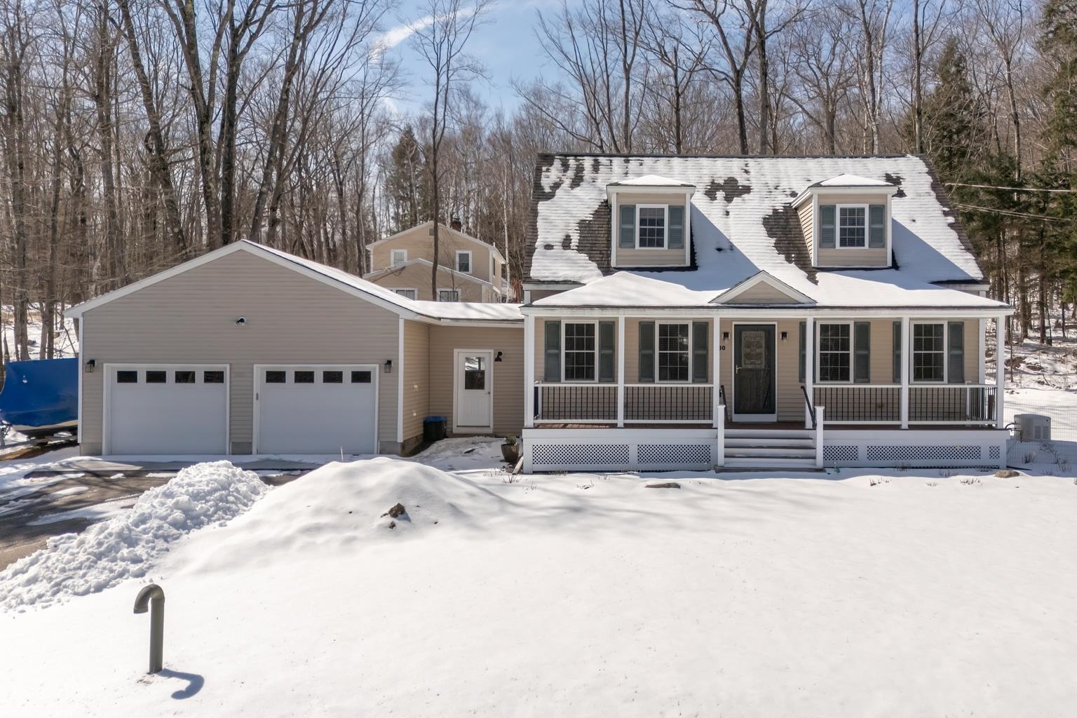 Property Photo: 730 Middle Route NH 03237