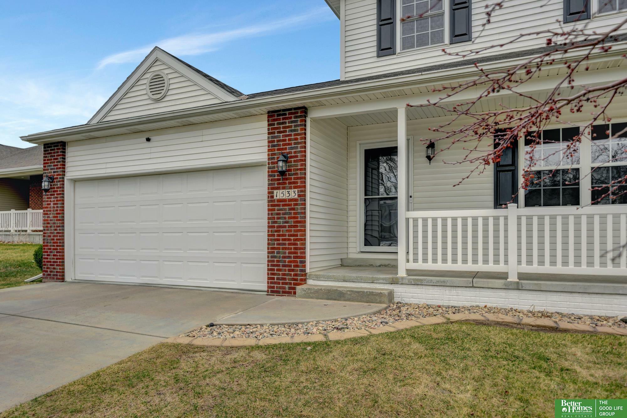 Property Photo: 1533 Morton Street NE 68521