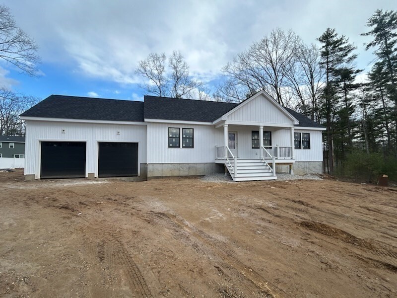Property Photo: 6 Foster Road MA 01585