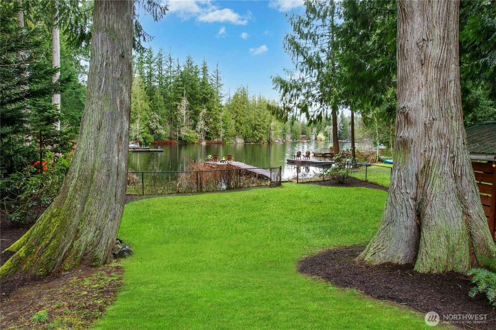 Property Photo: 25432 SE 28th Street WA 98075