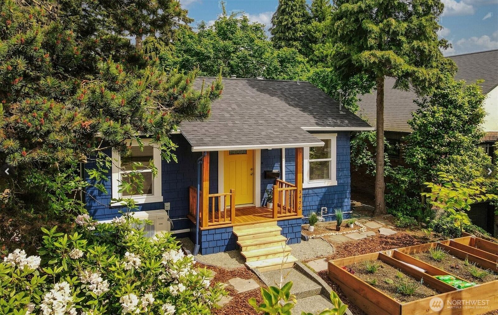 Property Photo: 3406 NE 62nd Street WA 98115