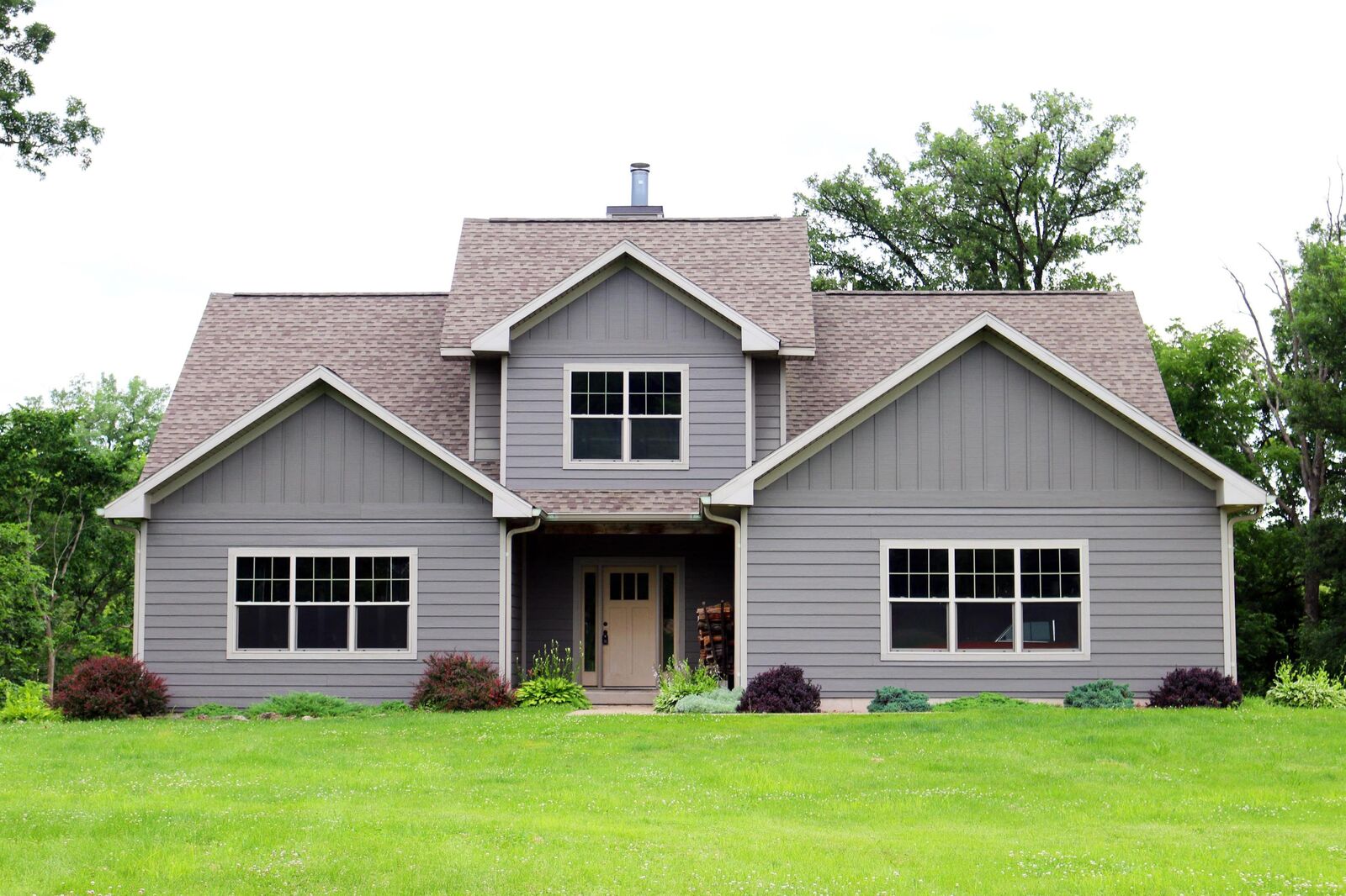 Property Photo: 166 S Rocky Hill Road IL 61036