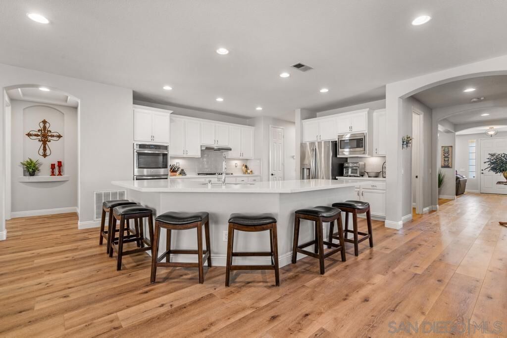 Property Photo: 1253 Sunset Heights Rd CA 92026