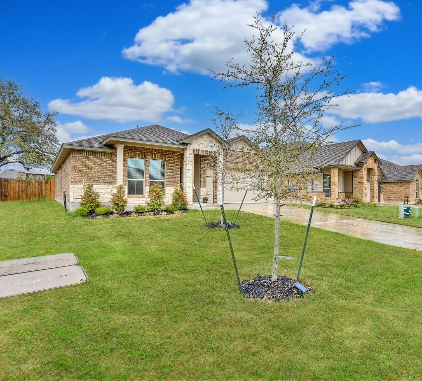 Property Photo: 5794 Copano Road TX 76513