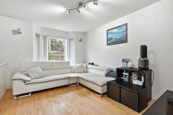 Property Photo: 2383 Quayside Court BC V5P 4W2