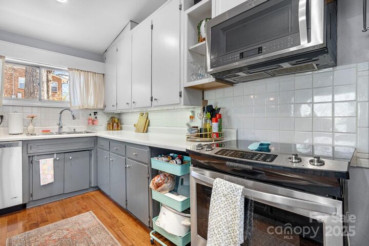 Property Photo: 3407 14th Avenue SW NC 28602