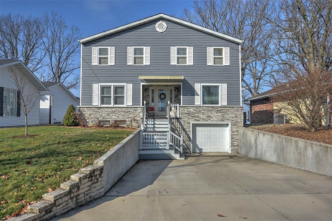 Property Photo: 26 Oak Ridge Drive IL 62521