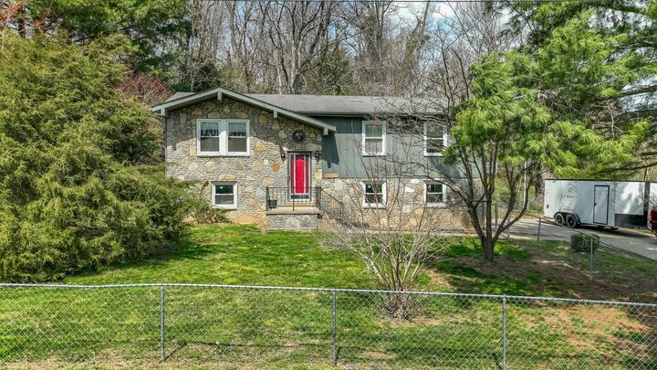 109 Herndon Street  Berea KY 40403 photo