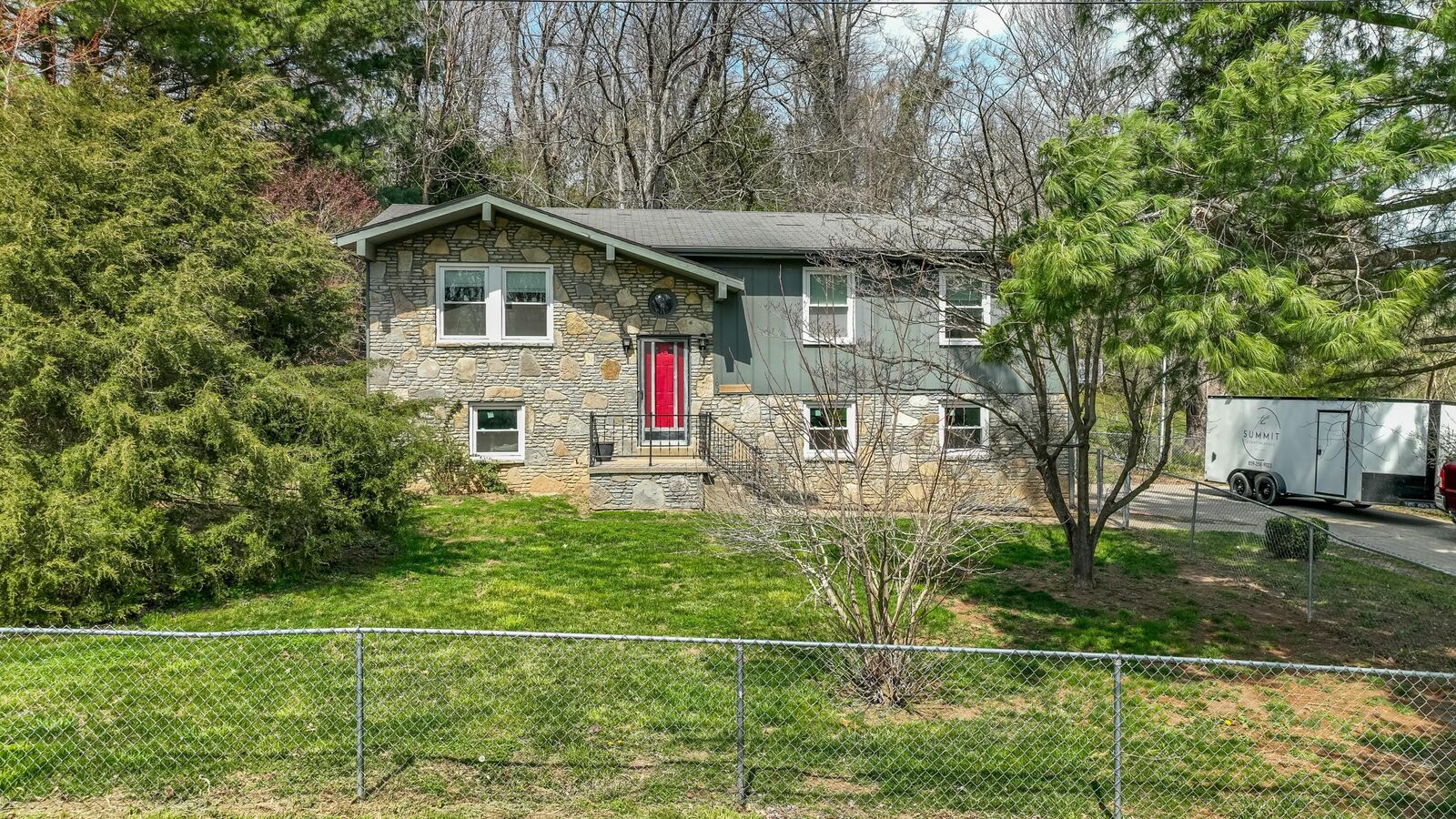 Property Photo:  109 Herndon Street  KY 40403 