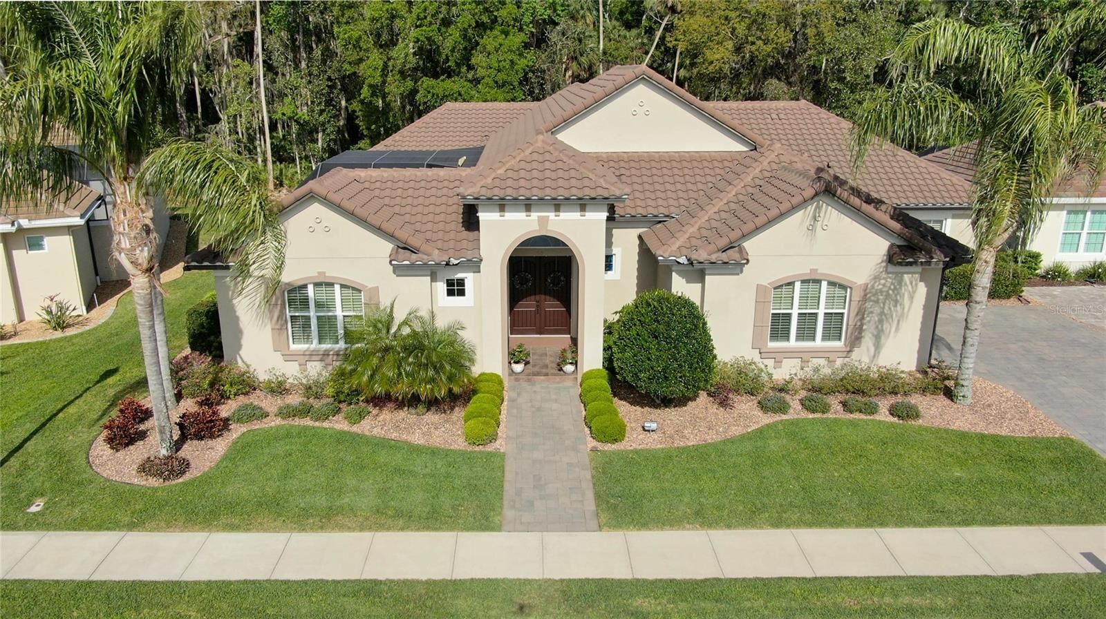 Property Photo:  56 New Water Oak Drive  FL 32137 