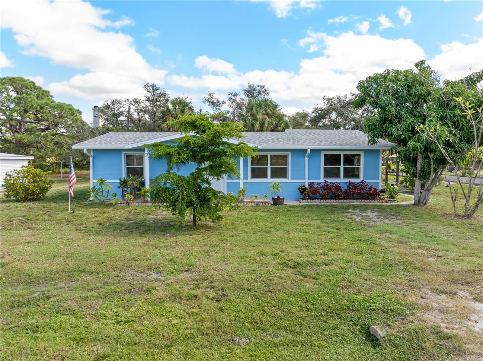 Property Photo:  7035 Duke Street  FL 34224 