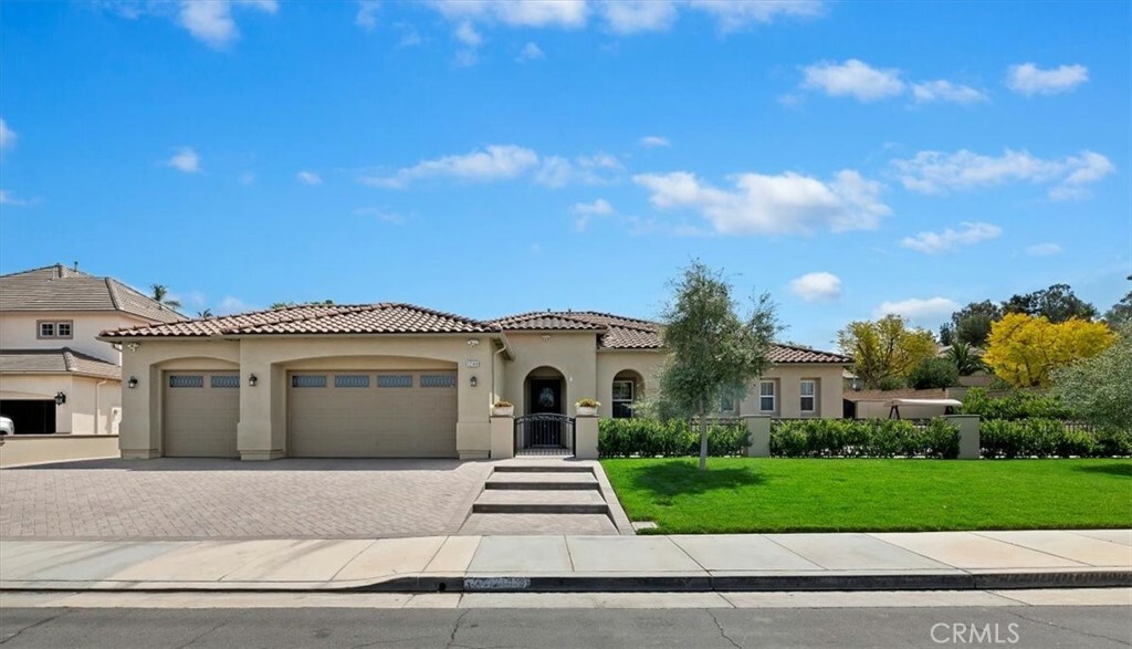 Property Photo: 12149 Jonathan Drive CA 92503