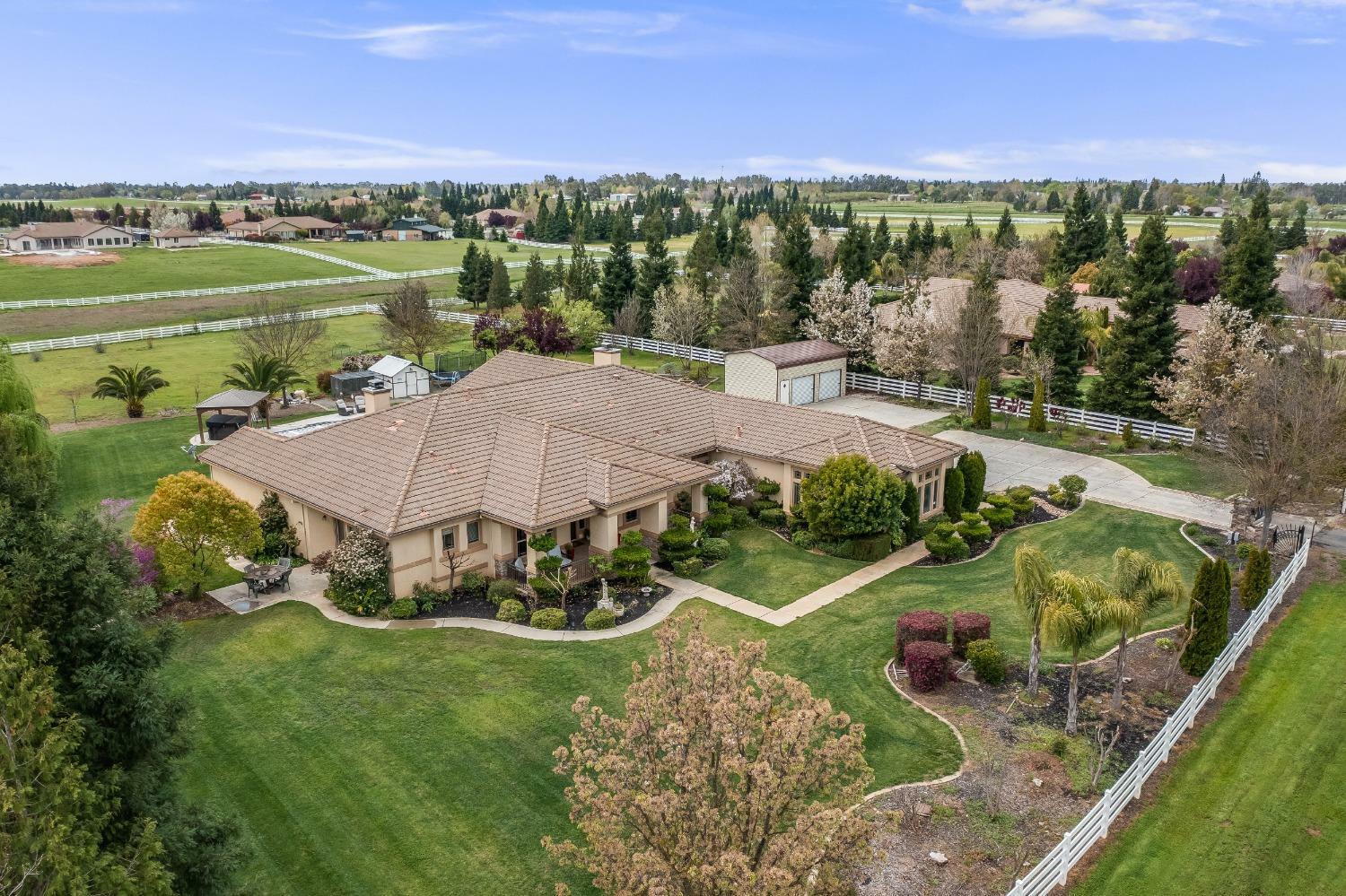 Property Photo: 12740 Riding Trail Drive CA 95693