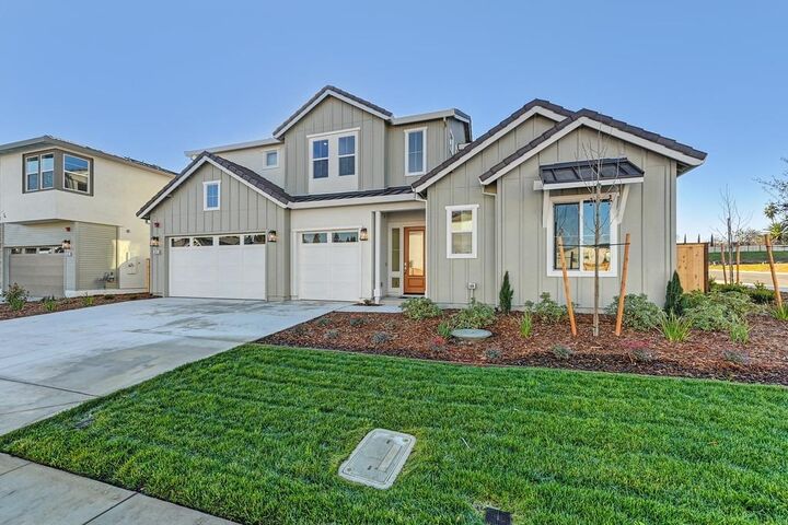 Property Photo:  3825 Fletcher Peak Circle  CA 95661 