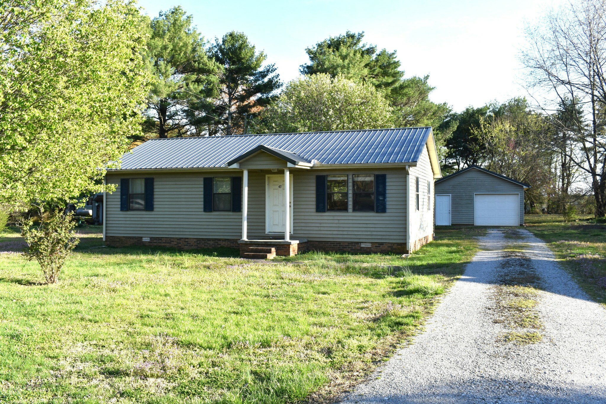 43 Flint Dr  Decherd TN 37324 photo
