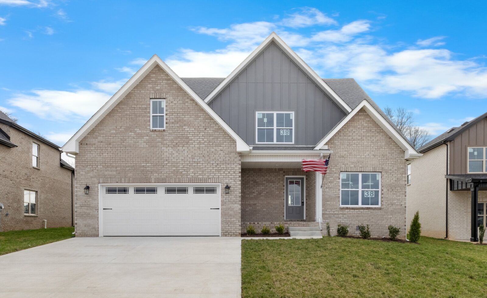 Property Photo: 423 Blue Ridge Ct TN 37043