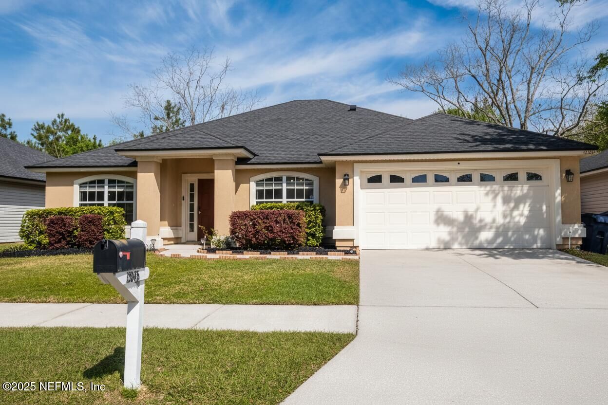 Property Photo:  12045 Sands Pointe Court  FL 32063 