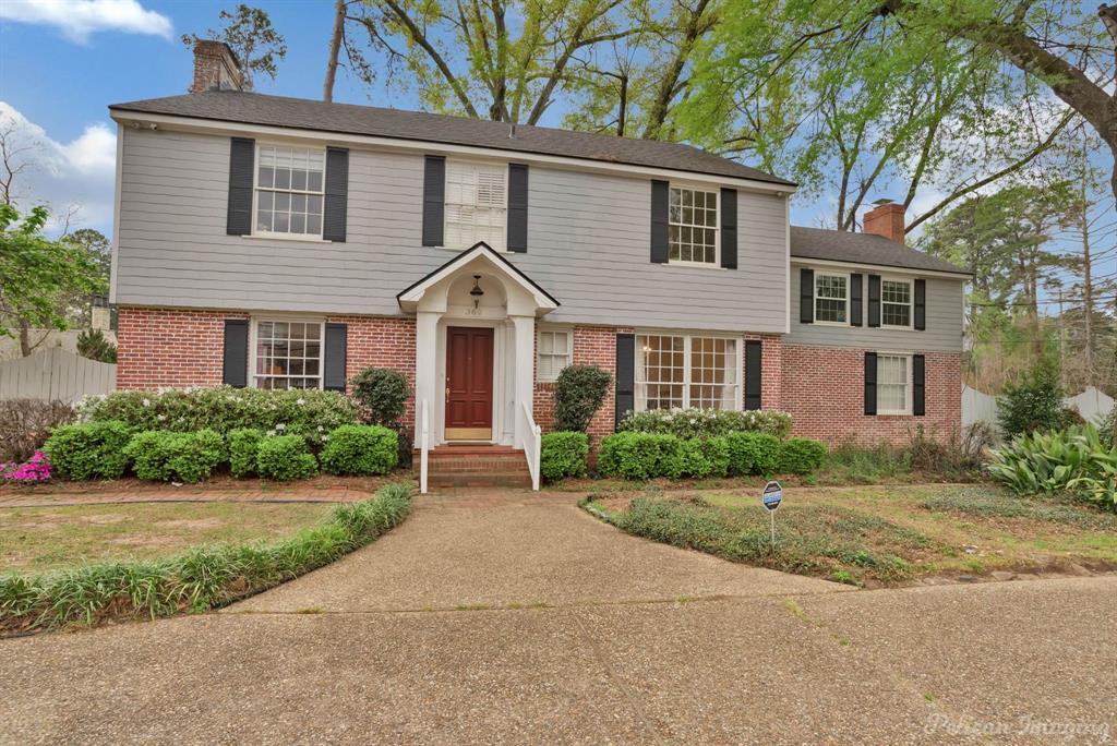 Property Photo: 367 Pierremont Road LA 71106