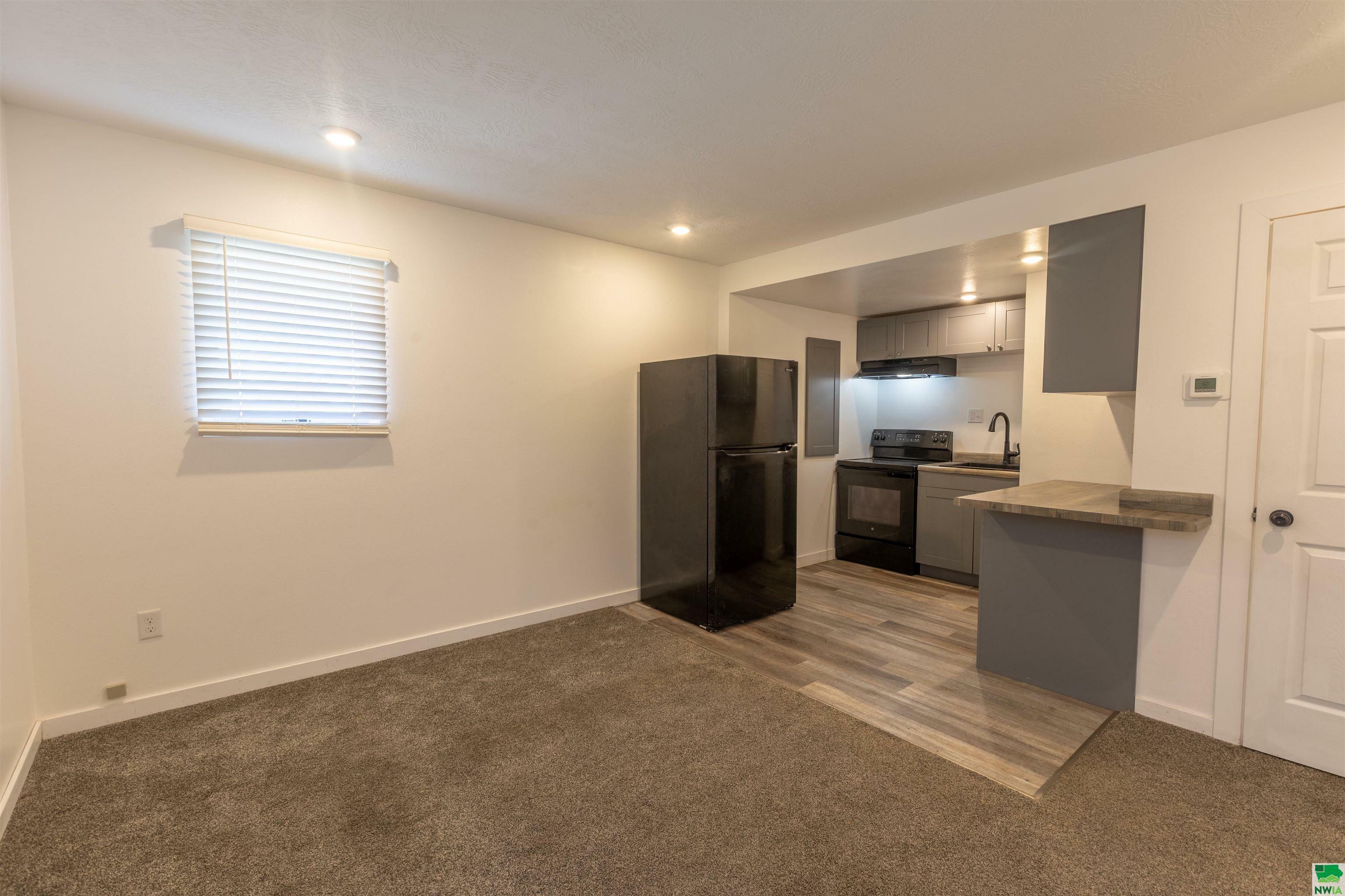 Property Photo: 1030 9th Street A &Amp B IA 51040