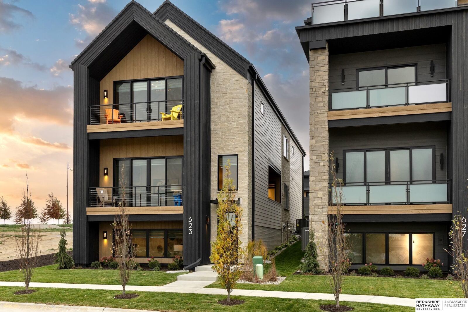 Property Photo:  623 S 148 Street  NE 68154 