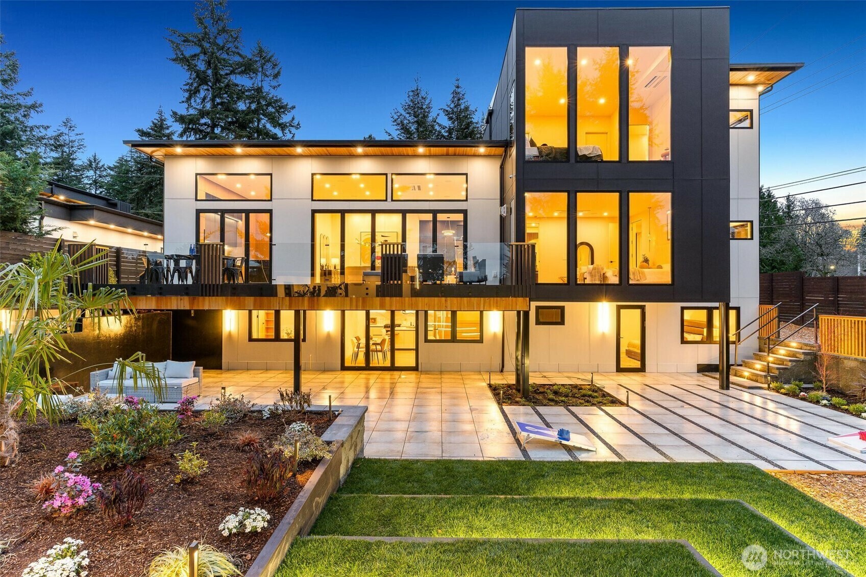 Property Photo: 3867 83rd Avenue SE WA 98040