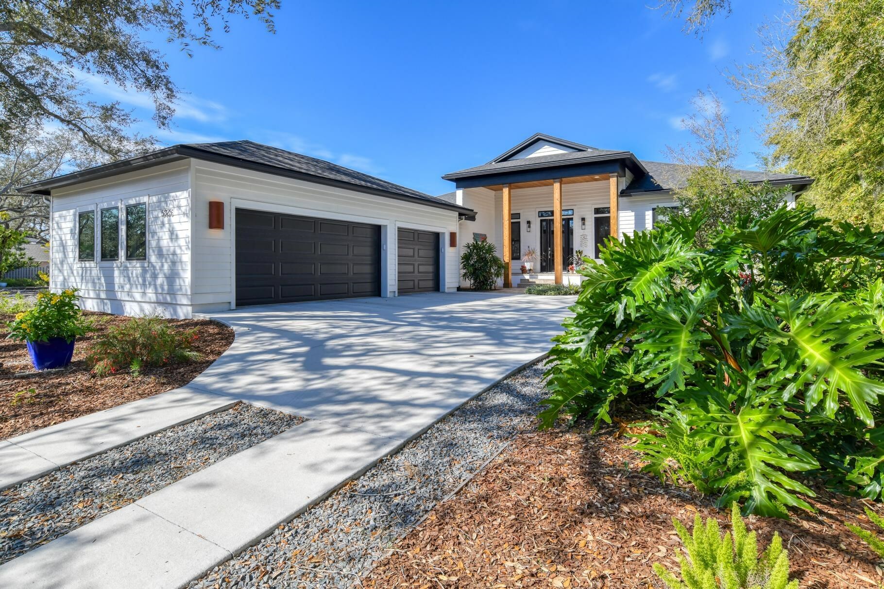 Property Photo: 5325 Riverview Dr With New Dock FL 32080