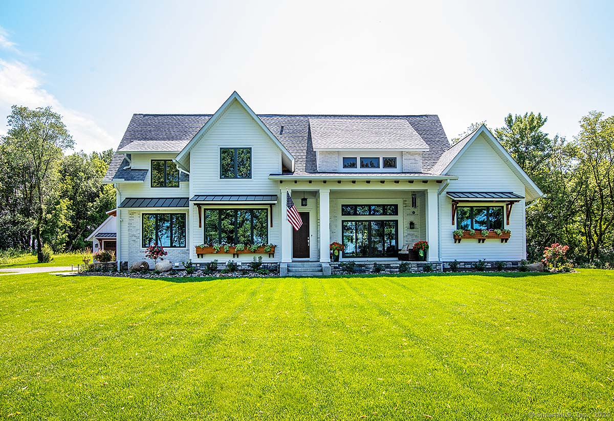 Property Photo: 95 Flanders Road CT 06355