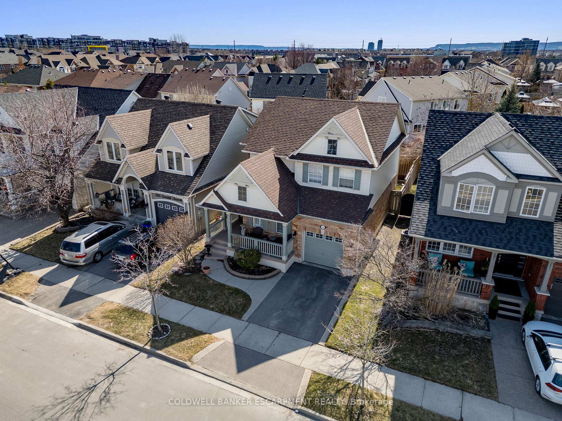 Property Photo: 593 Caverhill Crescent ON L9T 5K1
