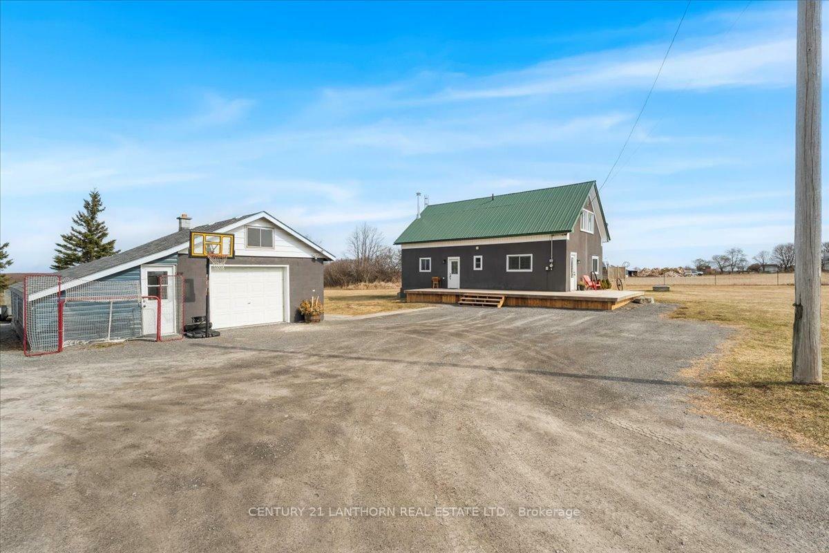 Photo de la propriété: 2572 County Road #1 N/A ON K0K 1G0
