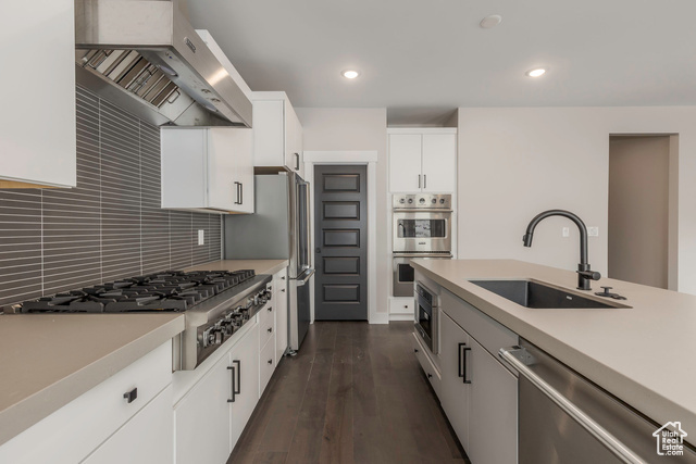 Property Photo: 1881 W Dotterel Cir UT 84032