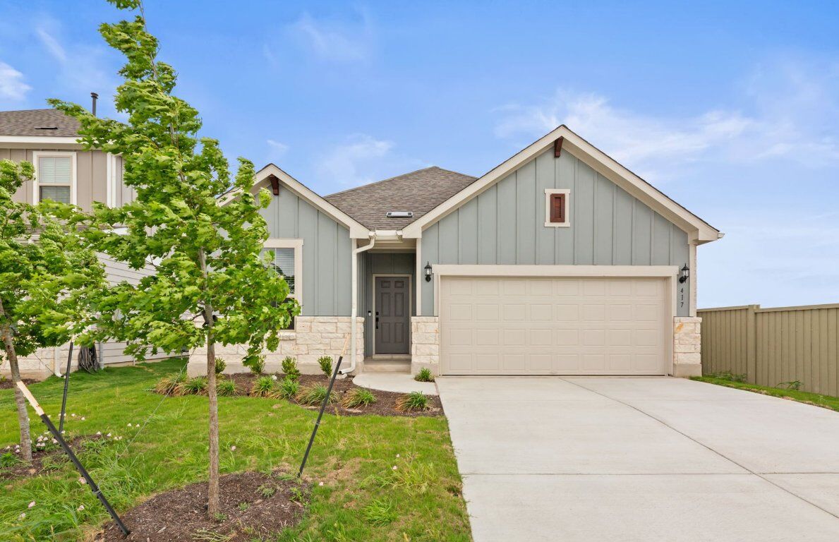 Property Photo: 417 Singing Dove Way TX 78642