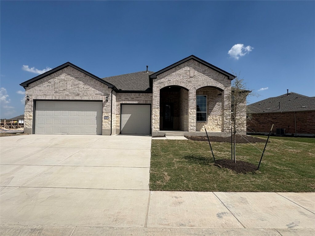 Property Photo: 117 Diamond Point Road TX 78633