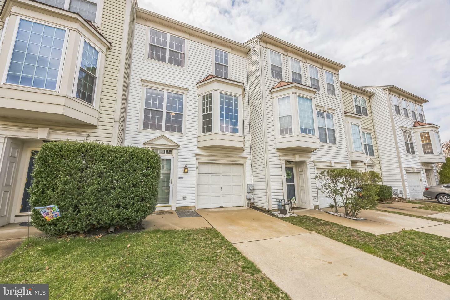 Property Photo: 8 Weatherly Road NJ 08075