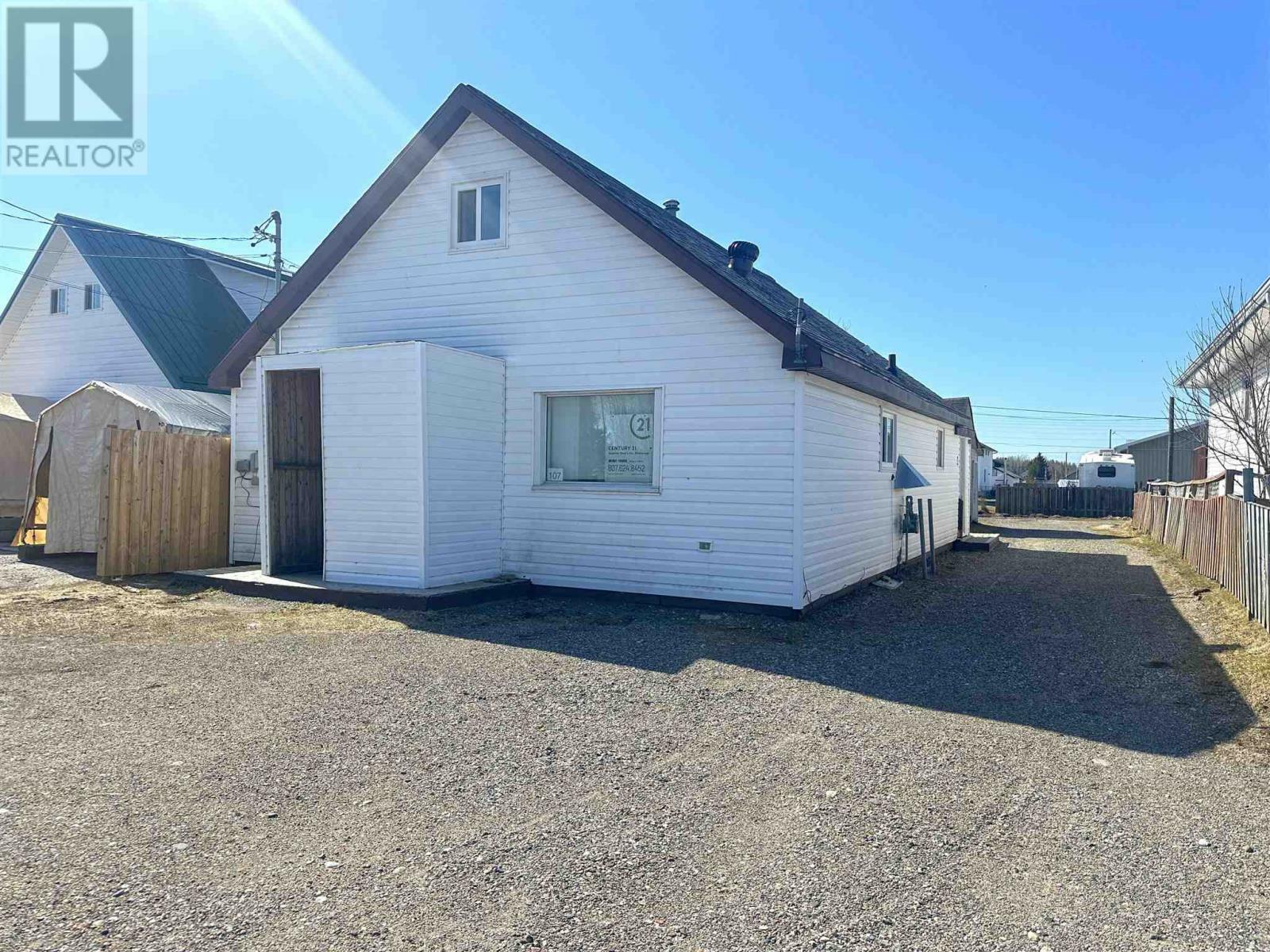 107 Third Ave NE  Geraldton ON P0T 1M0 photo