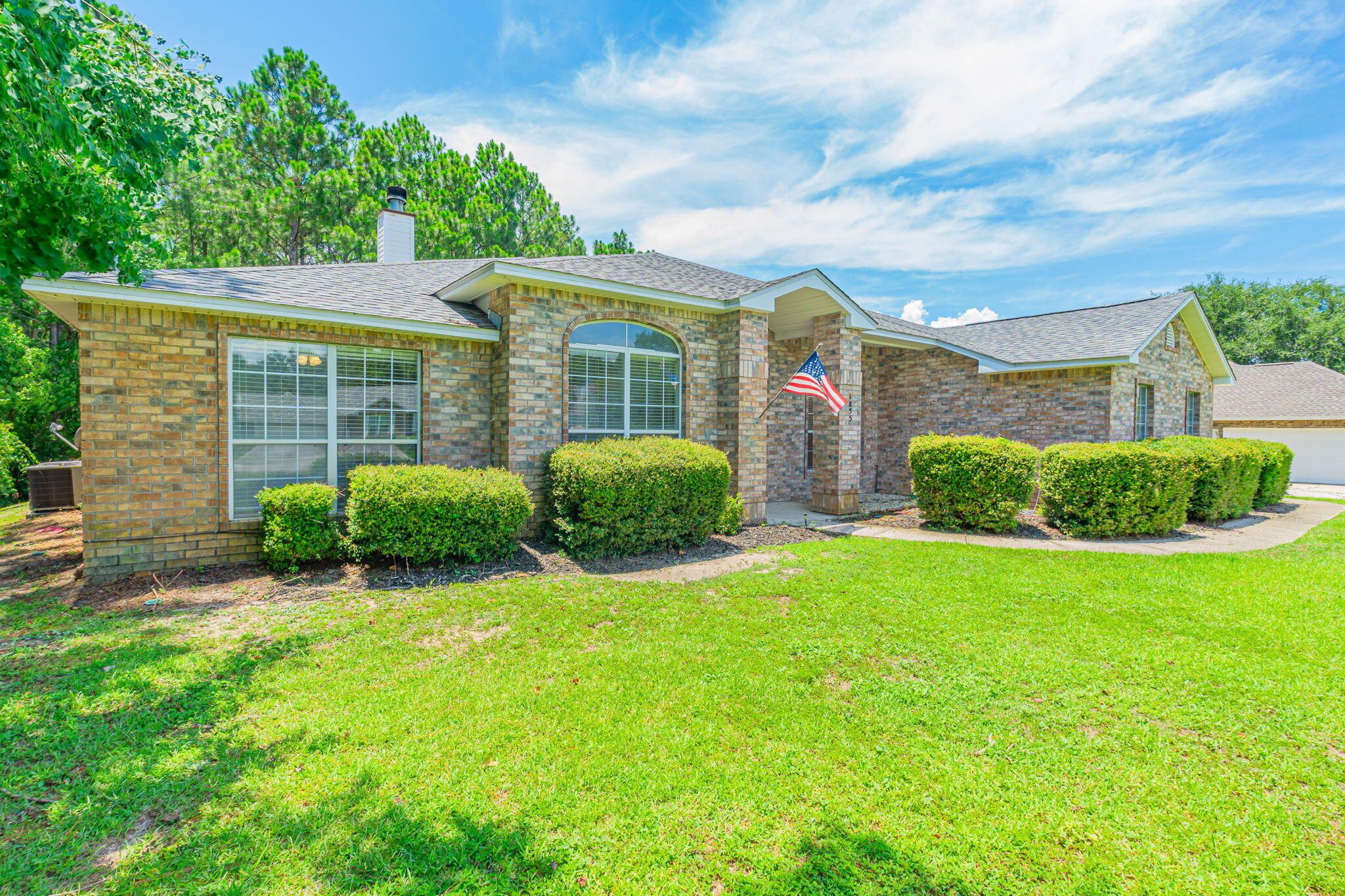 Property Photo: 1855 Sparrow Lane FL 32566