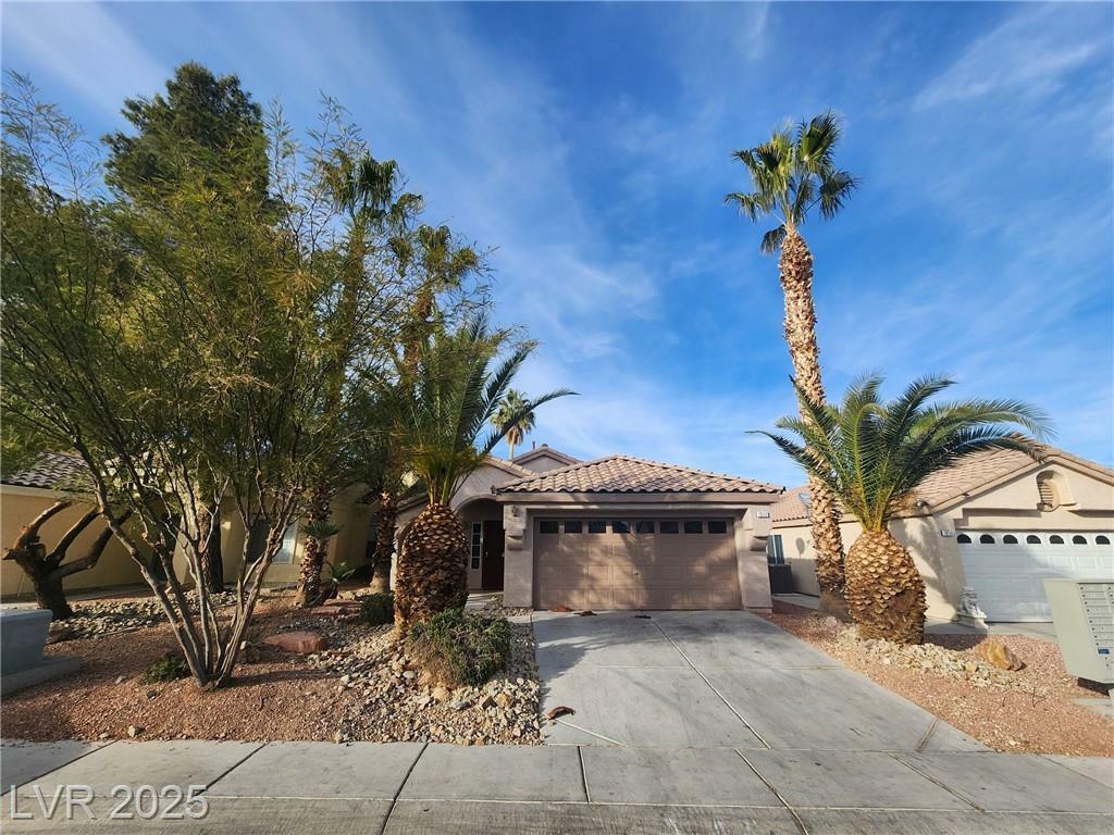 Property Photo: 1854 Oak Bluffs Avenue NV 89032