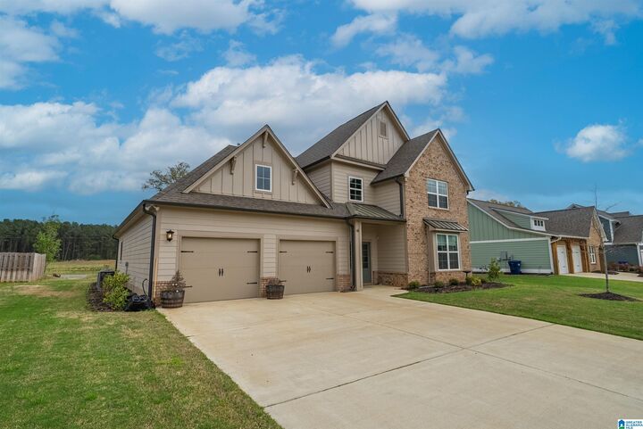Property Photo:  44 Sumter Way  AL 35128 